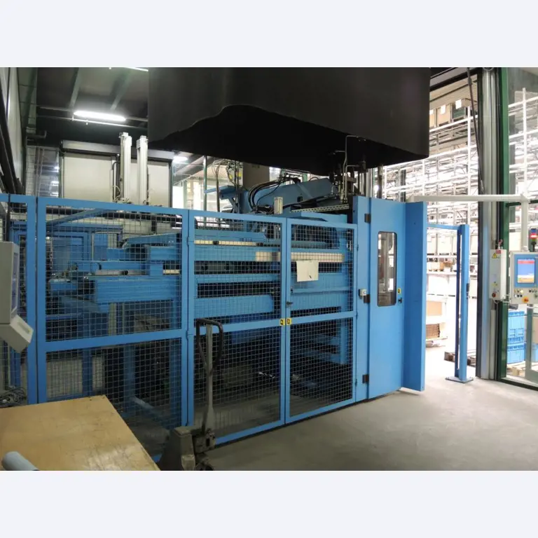 Injection Moulding/Storage Systems<br><font size="2">Collab. with Hilco Industrial Acquisitions<br></font><img src="/images/hil.png"><br>-3