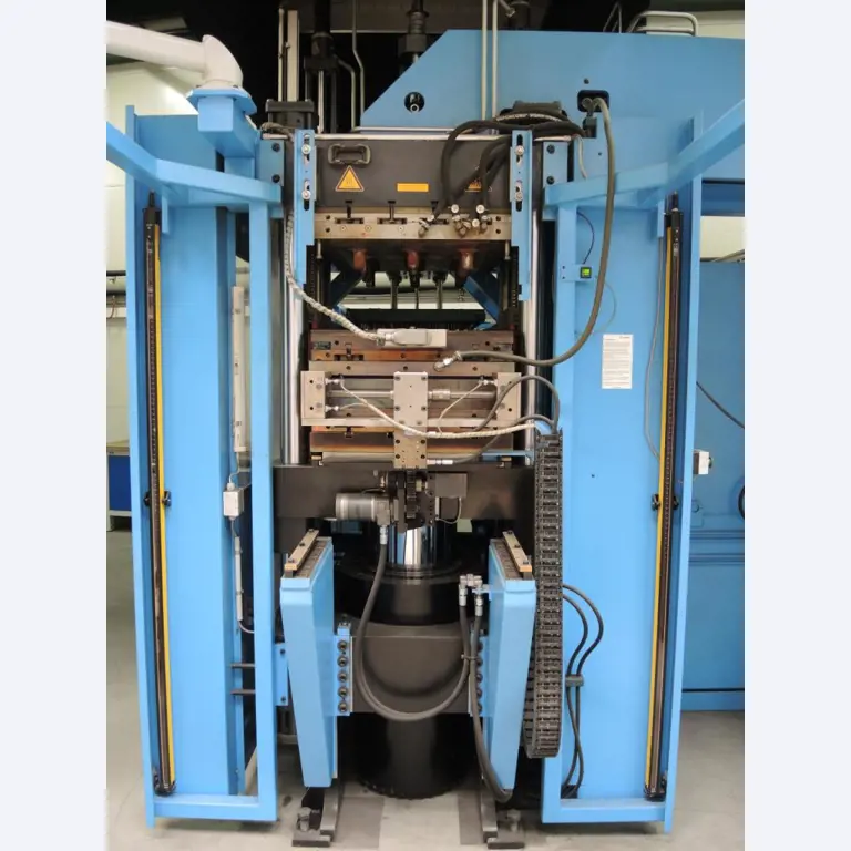 Injection Moulding/Storage Systems<br><font size="2">Collab. with Hilco Industrial Acquisitions<br></font><img src="/images/hil.png"><br>-6