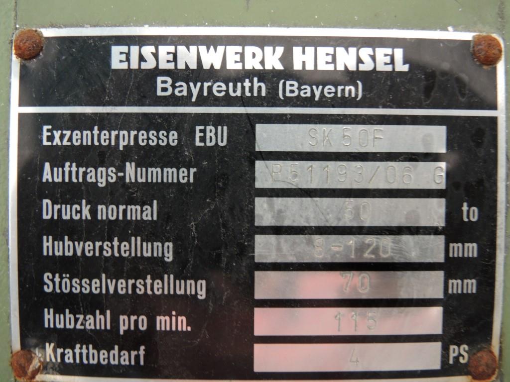 Chapas metálicas e máquinas para trabalhar metais<br><font size="2">Colaboração com Hilco Industrial Acquisitions bv</font><br><img src="/images/hil.png"><br>-6