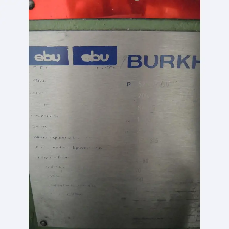 Chapas metálicas e máquinas para trabalhar metais<br><font size="2">Colaboração com Hilco Industrial Acquisitions bv</font><br><img src="/images/hil.png"><br>-5