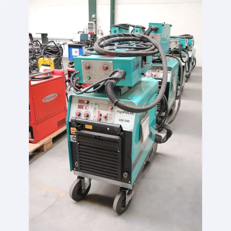 Chapas metálicas e máquinas para trabalhar metais<br><font size="2">Colaboração com Hilco Industrial Acquisitions bv</font><br><img src="/images/hil.png"><br>-1