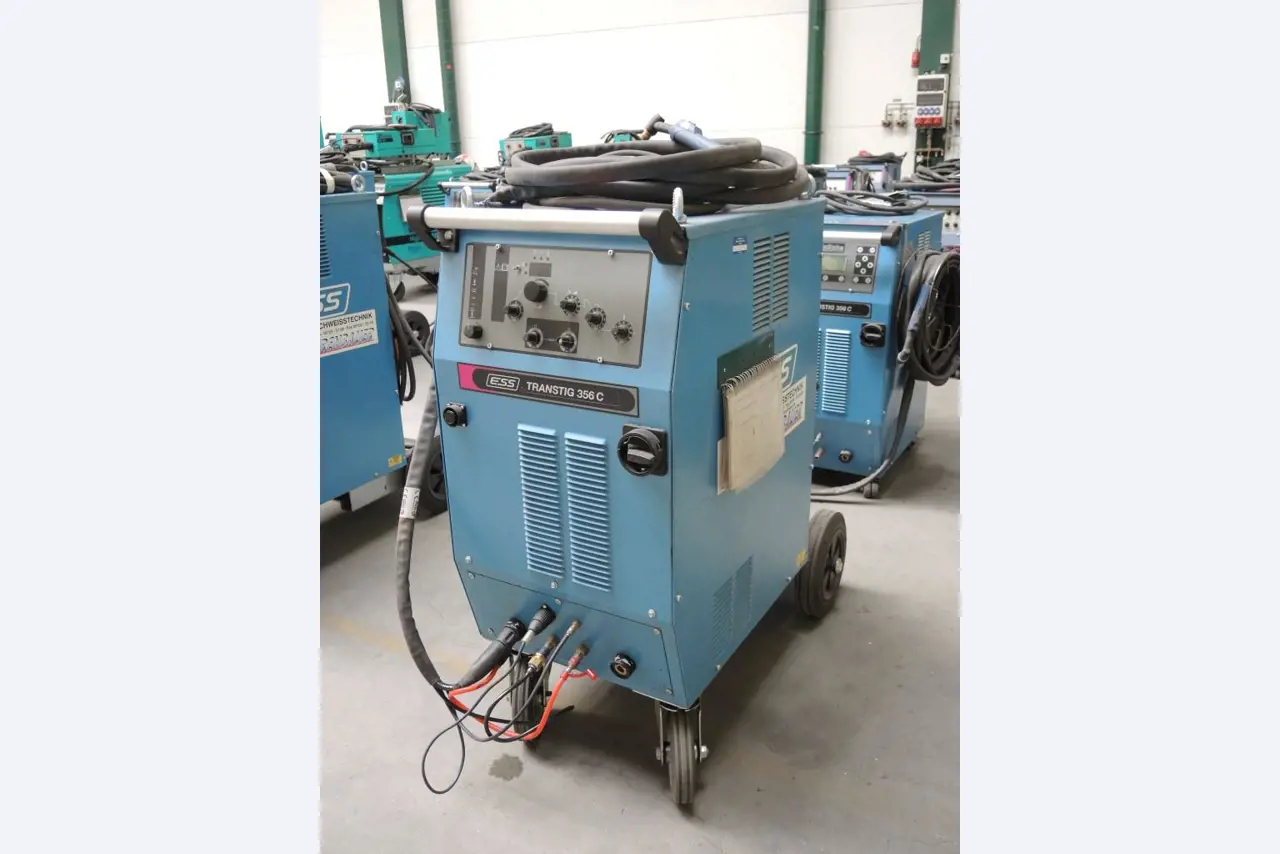 Chapas metálicas e máquinas para trabalhar metais<br><font size="2">Colaboração com Hilco Industrial Acquisitions bv</font><br><img src="/images/hil.png"><br>-1