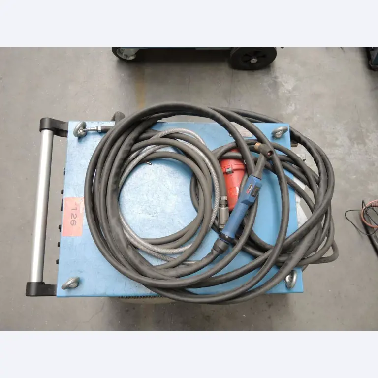 Chapas metálicas e máquinas para trabalhar metais<br><font size="2">Colaboração com Hilco Industrial Acquisitions bv</font><br><img src="/images/hil.png"><br>-5