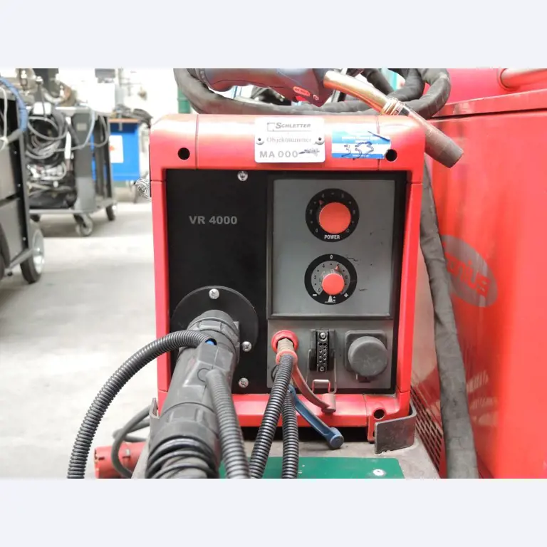 Chapas metálicas e máquinas para trabalhar metais<br><font size="2">Colaboração com Hilco Industrial Acquisitions bv</font><br><img src="/images/hil.png"><br>-5