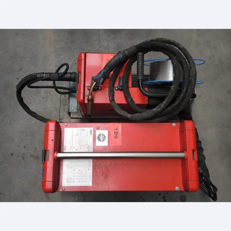 Chapas metálicas e máquinas para trabalhar metais<br><font size="2">Colaboração com Hilco Industrial Acquisitions bv</font><br><img src="/images/hil.png"><br>-6