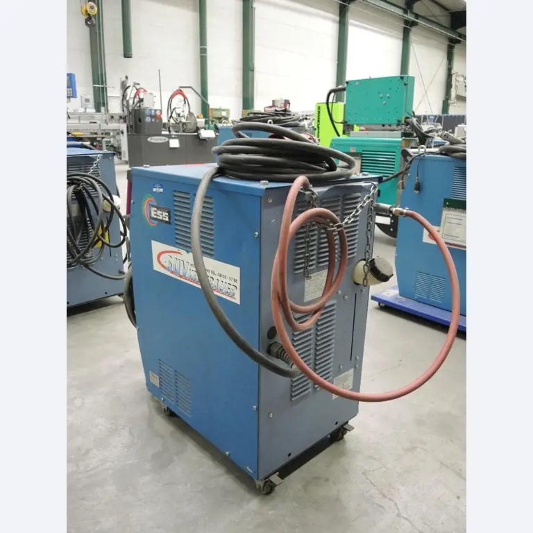 Machines pour le travail de la tôle et des métaux<br><font size="2">Collaboration avec Hilco Industrial Acquisitions bv</font><br><img src="/images/hil.png"><br>-3