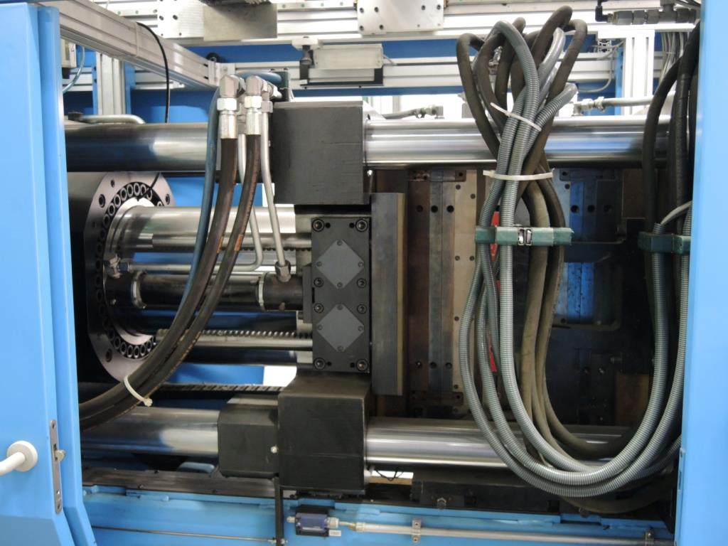 Injection Moulding/Storage Systems<br><font size="2">Collab. with Hilco Industrial Acquisitions<br></font><img src="/images/hil.png"><br>-8