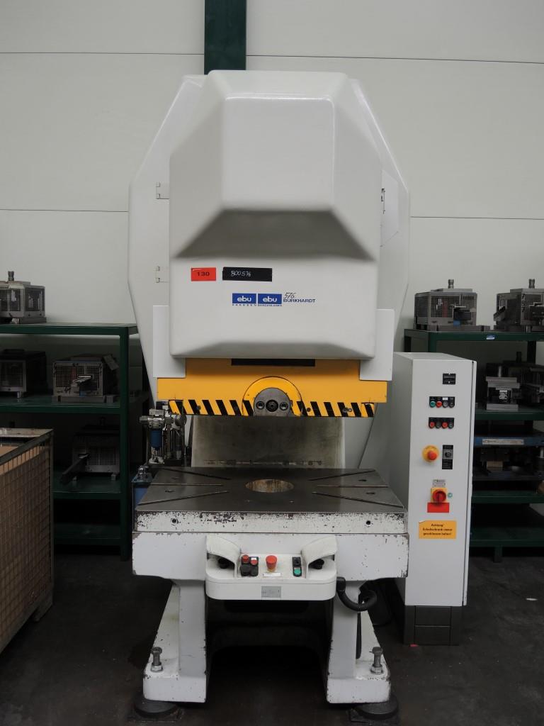 Chapas metálicas e máquinas para trabalhar metais<br><font size="2">Colaboração com Hilco Industrial Acquisitions bv</font><br><img src="/images/hil.png"><br>-4