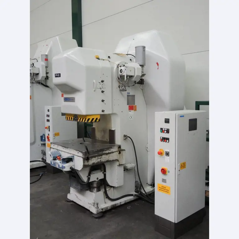 Chapas metálicas e máquinas para trabalhar metais<br><font size="2">Colaboração com Hilco Industrial Acquisitions bv</font><br><img src="/images/hil.png"><br>-5