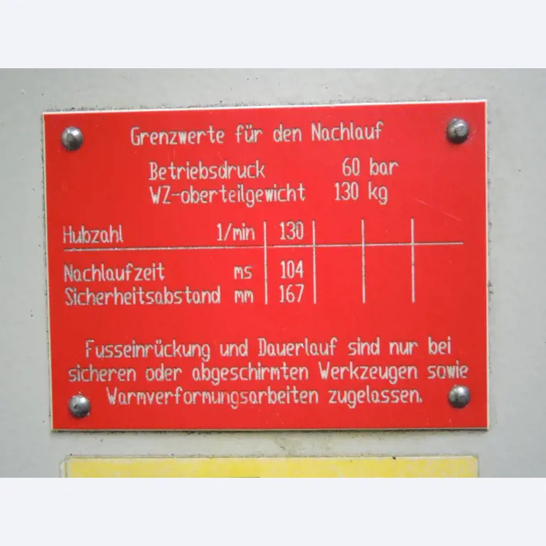 Chapas metálicas e máquinas para trabalhar metais<br><font size="2">Colaboração com Hilco Industrial Acquisitions bv</font><br><img src="/images/hil.png"><br>-3