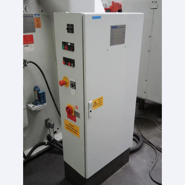 Chapas metálicas e máquinas para trabalhar metais<br><font size="2">Colaboração com Hilco Industrial Acquisitions bv</font><br><img src="/images/hil.png"><br>-11