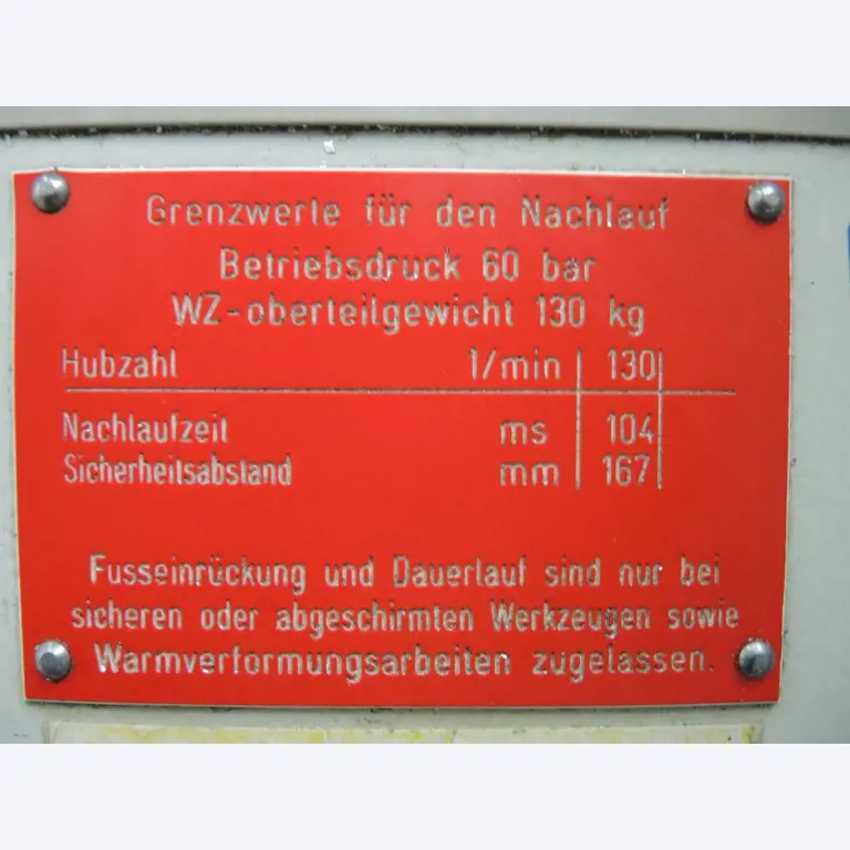 Chapas metálicas e máquinas para trabalhar metais<br><font size="2">Colaboração com Hilco Industrial Acquisitions bv</font><br><img src="/images/hil.png"><br>-3