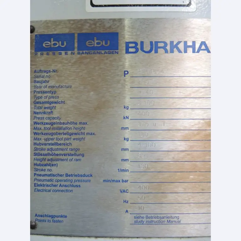 Chapas metálicas e máquinas para trabalhar metais<br><font size="2">Colaboração com Hilco Industrial Acquisitions bv</font><br><img src="/images/hil.png"><br>-2