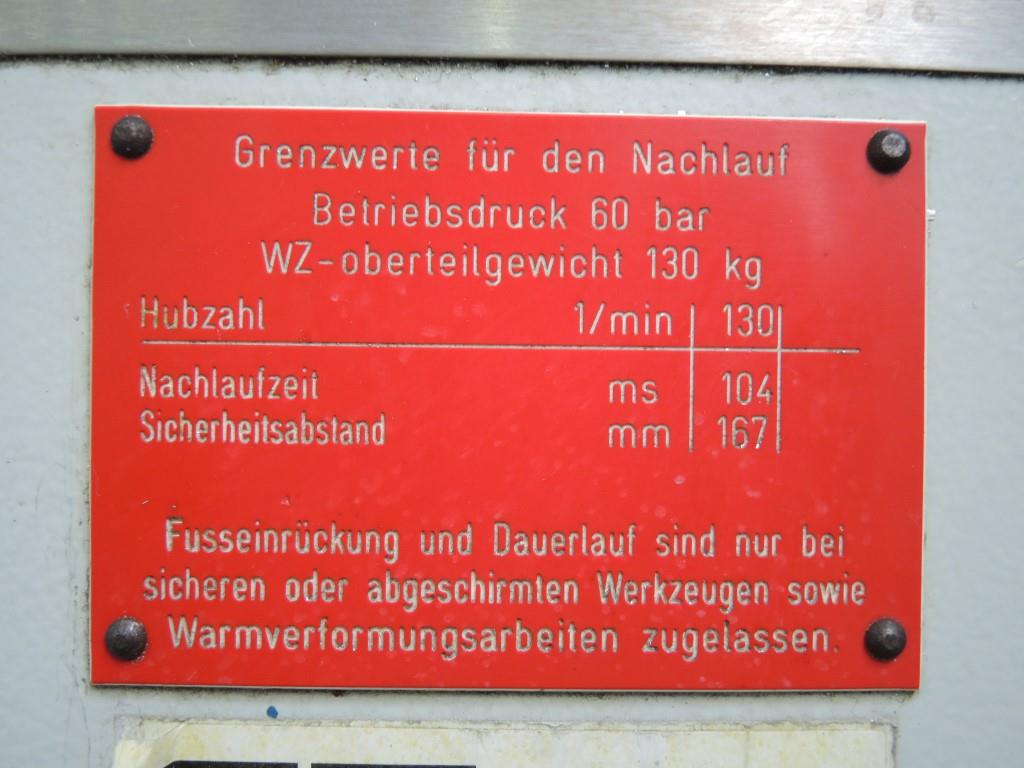 Chapas metálicas e máquinas para trabalhar metais<br><font size="2">Colaboração com Hilco Industrial Acquisitions bv</font><br><img src="/images/hil.png"><br>-3