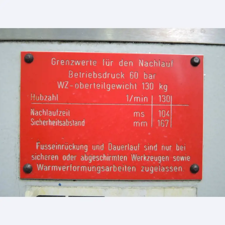 Chapas metálicas e máquinas para trabalhar metais<br><font size="2">Colaboração com Hilco Industrial Acquisitions bv</font><br><img src="/images/hil.png"><br>-3