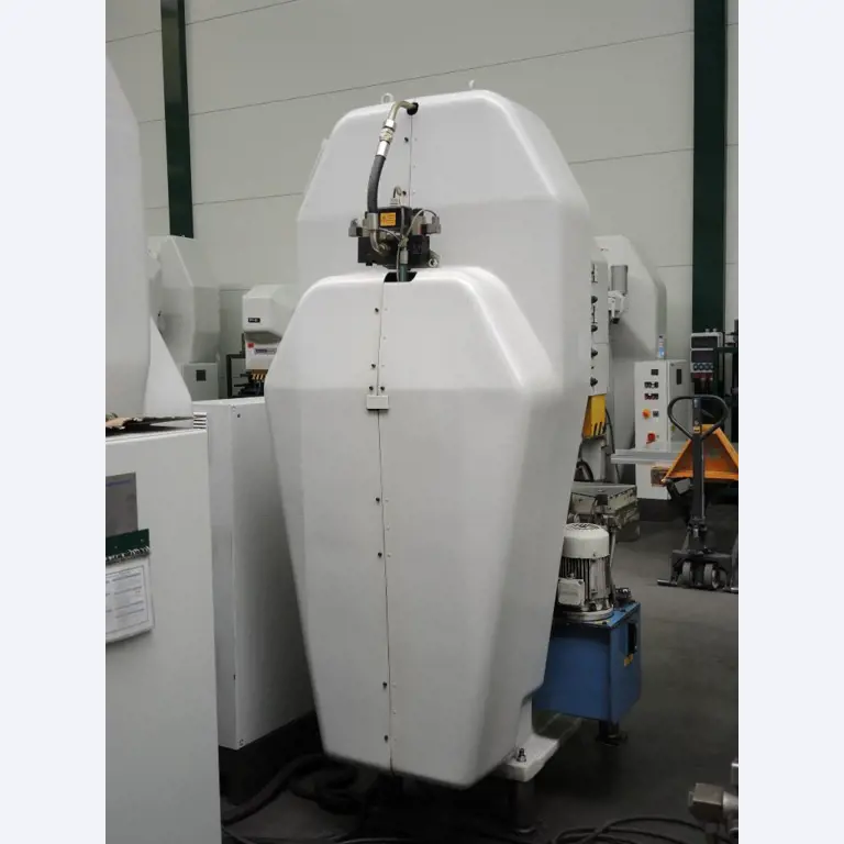 Chapas metálicas e máquinas para trabalhar metais<br><font size="2">Colaboração com Hilco Industrial Acquisitions bv</font><br><img src="/images/hil.png"><br>-7