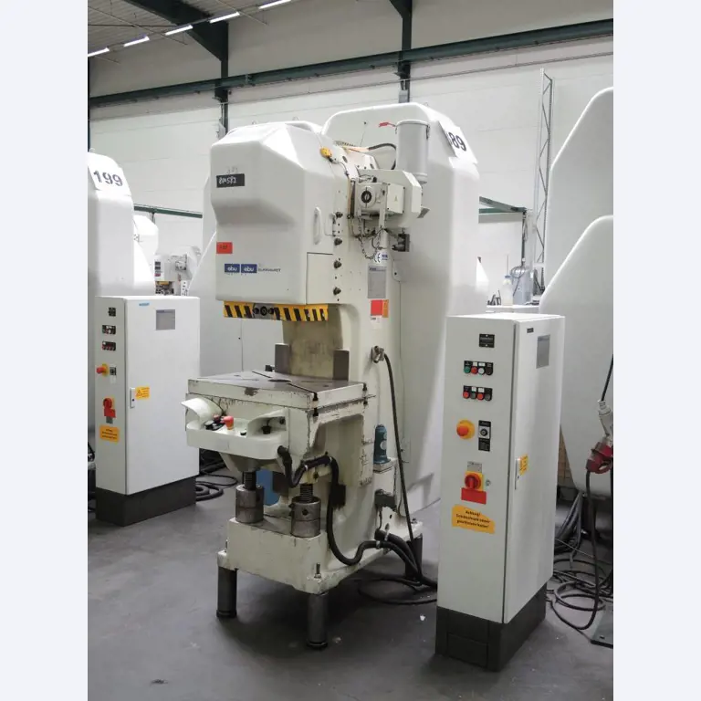 Chapas metálicas e máquinas para trabalhar metais<br><font size="2">Colaboração com Hilco Industrial Acquisitions bv</font><br><img src="/images/hil.png"><br>-1