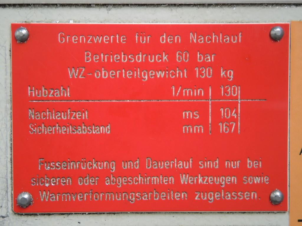 Chapas metálicas e máquinas para trabalhar metais<br><font size="2">Colaboração com Hilco Industrial Acquisitions bv</font><br><img src="/images/hil.png"><br>-3
