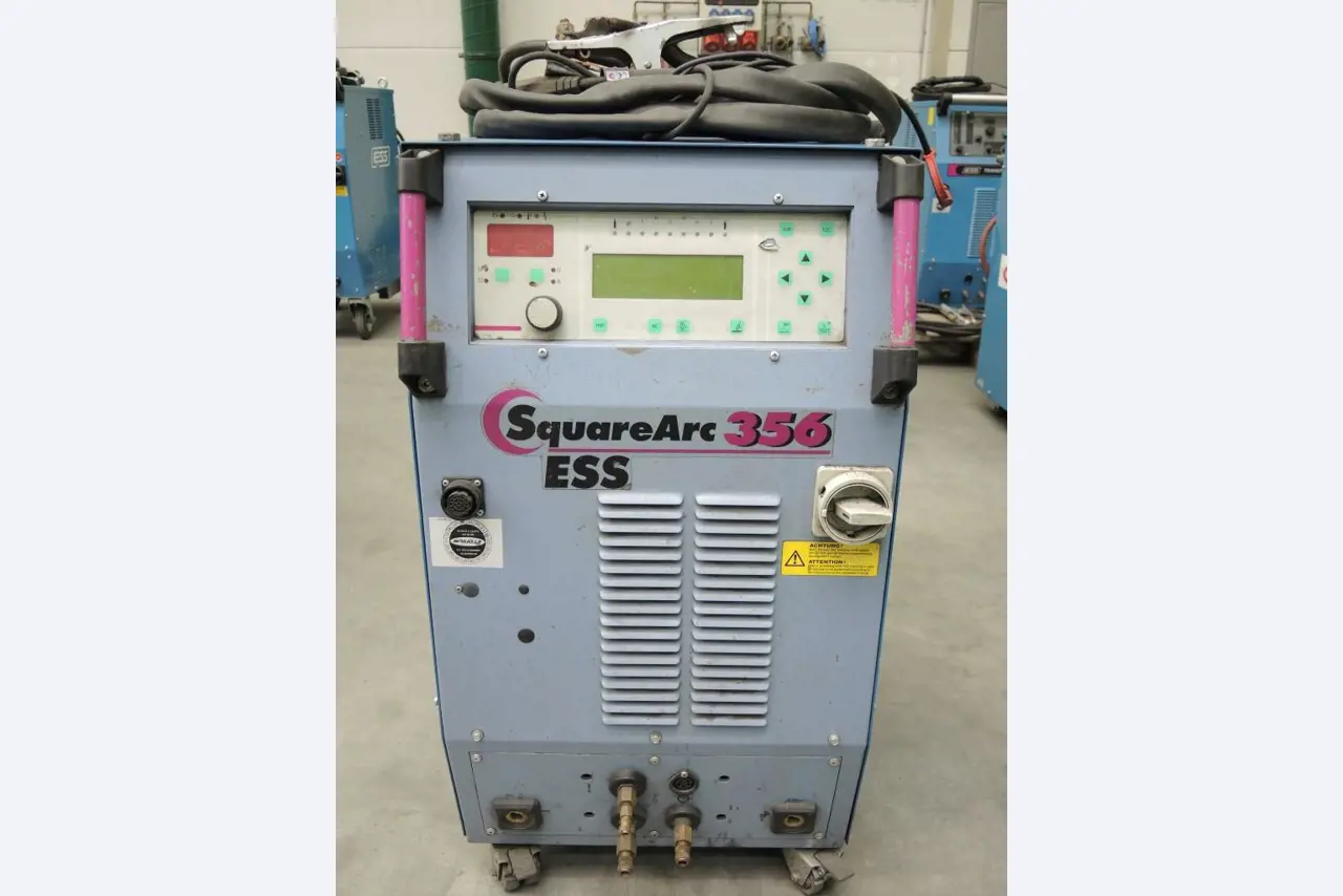 Chapas metálicas e máquinas para trabalhar metais<br><font size="2">Colaboração com Hilco Industrial Acquisitions bv</font><br><img src="/images/hil.png"><br>-2