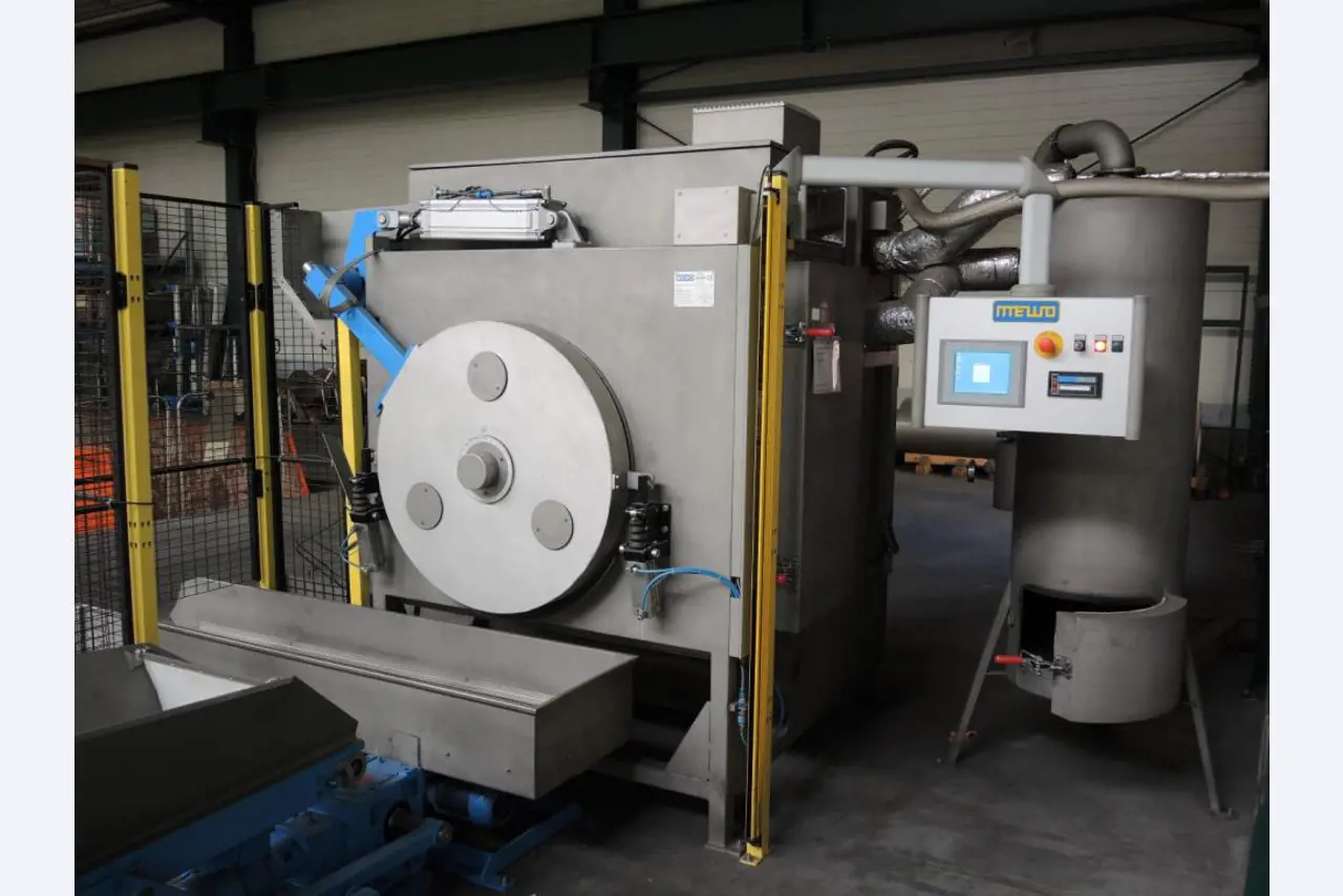 Machines de moulage par injection et<br>systèmes de stockage<br><font size="2">Collaboration avec Hilco Industrial Acquisitions bv</font><br><img src="/images/hil.png"><br>-2