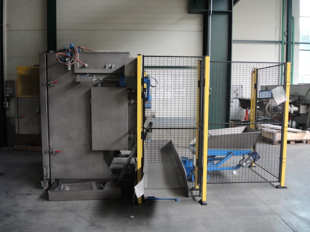 Injection Moulding/Storage Systems<br><font size="2">Collab. with Hilco Industrial Acquisitions<br></font><img src="/images/hil.png"><br>-4