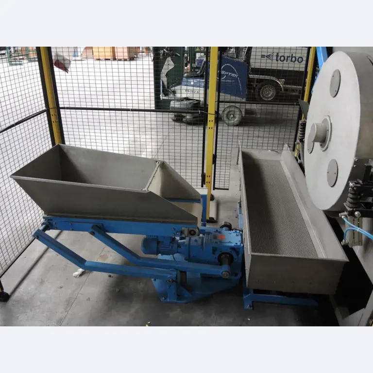 Machines de moulage par injection et<br>systèmes de stockage<br><font size="2">Collaboration avec Hilco Industrial Acquisitions bv</font><br><img src="/images/hil.png"><br>-7