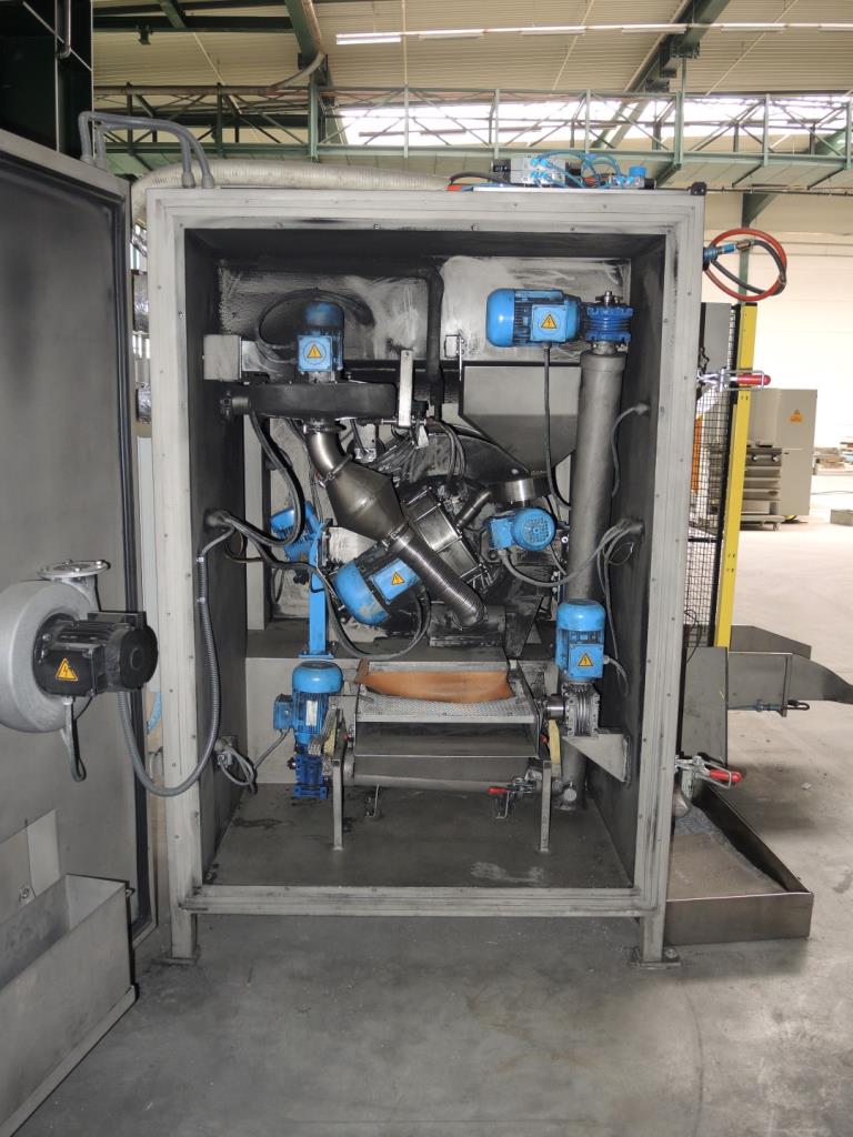 Injection Moulding/Storage Systems<br><font size="2">Collab. with Hilco Industrial Acquisitions<br></font><img src="/images/hil.png"><br>-9