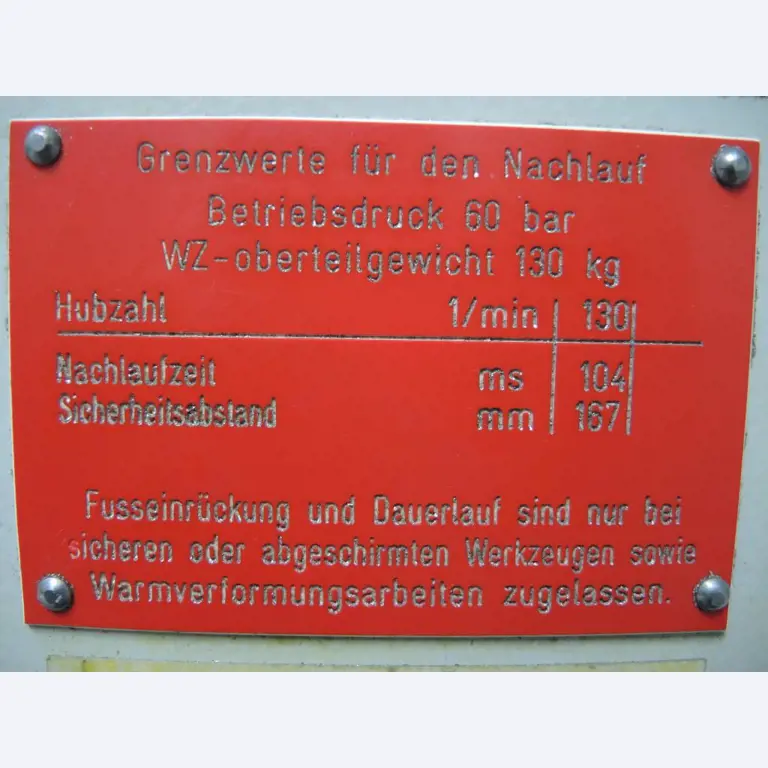 Chapas metálicas e máquinas para trabalhar metais<br><font size="2">Colaboração com Hilco Industrial Acquisitions bv</font><br><img src="/images/hil.png"><br>-2
