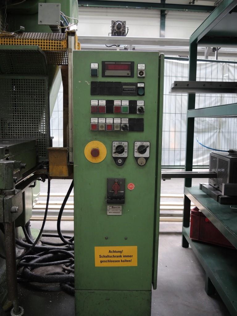 Chapas metálicas e máquinas para trabalhar metais<br><font size="2">Colaboração com Hilco Industrial Acquisitions bv</font><br><img src="/images/hil.png"><br>-11