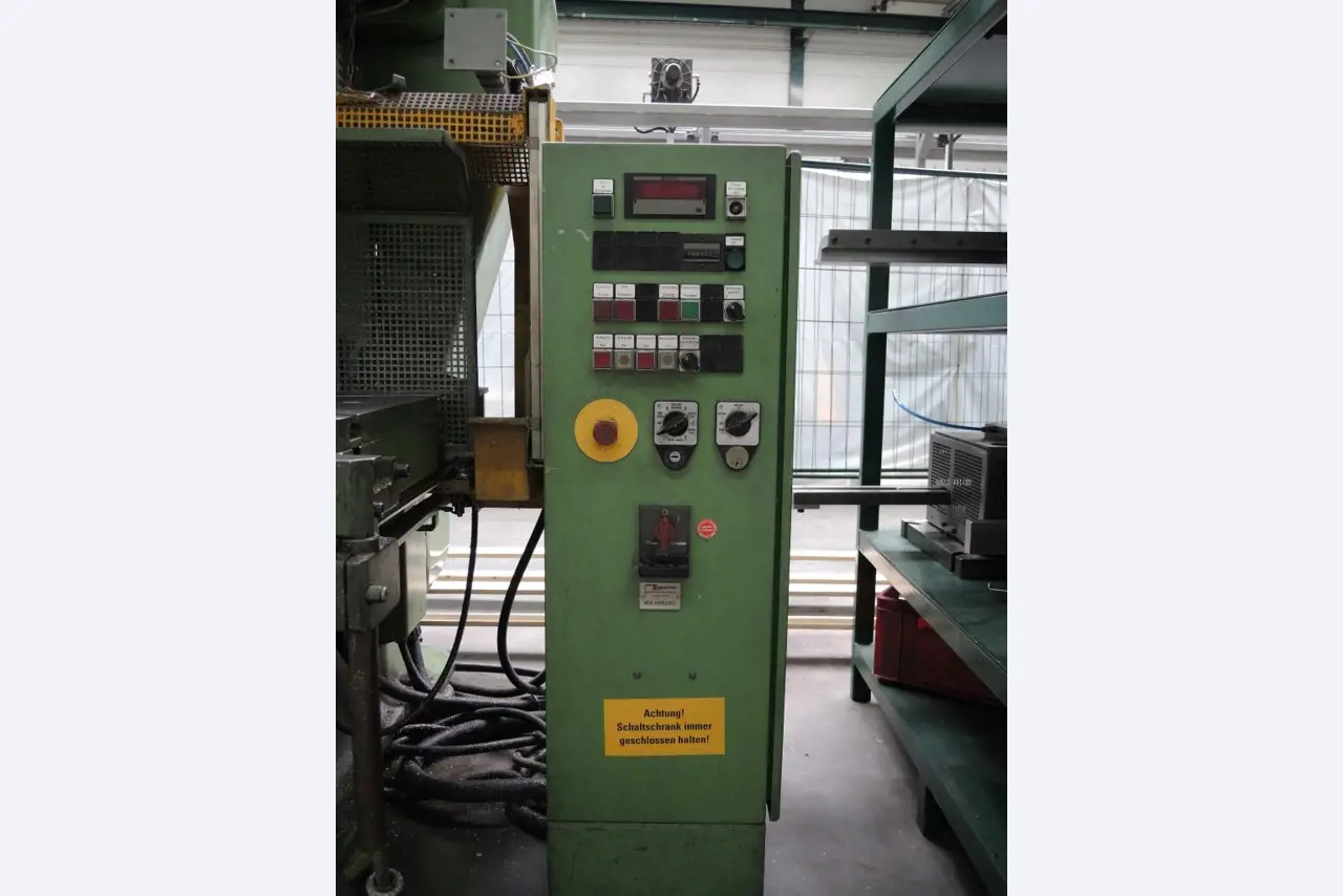 Chapas metálicas e máquinas para trabalhar metais<br><font size="2">Colaboração com Hilco Industrial Acquisitions bv</font><br><img src="/images/hil.png"><br>-11