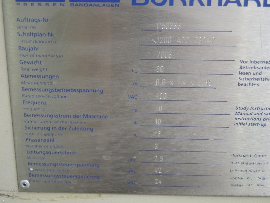 Chapas metálicas e máquinas para trabalhar metais<br><font size="2">Colaboração com Hilco Industrial Acquisitions bv</font><br><img src="/images/hil.png"><br>-8