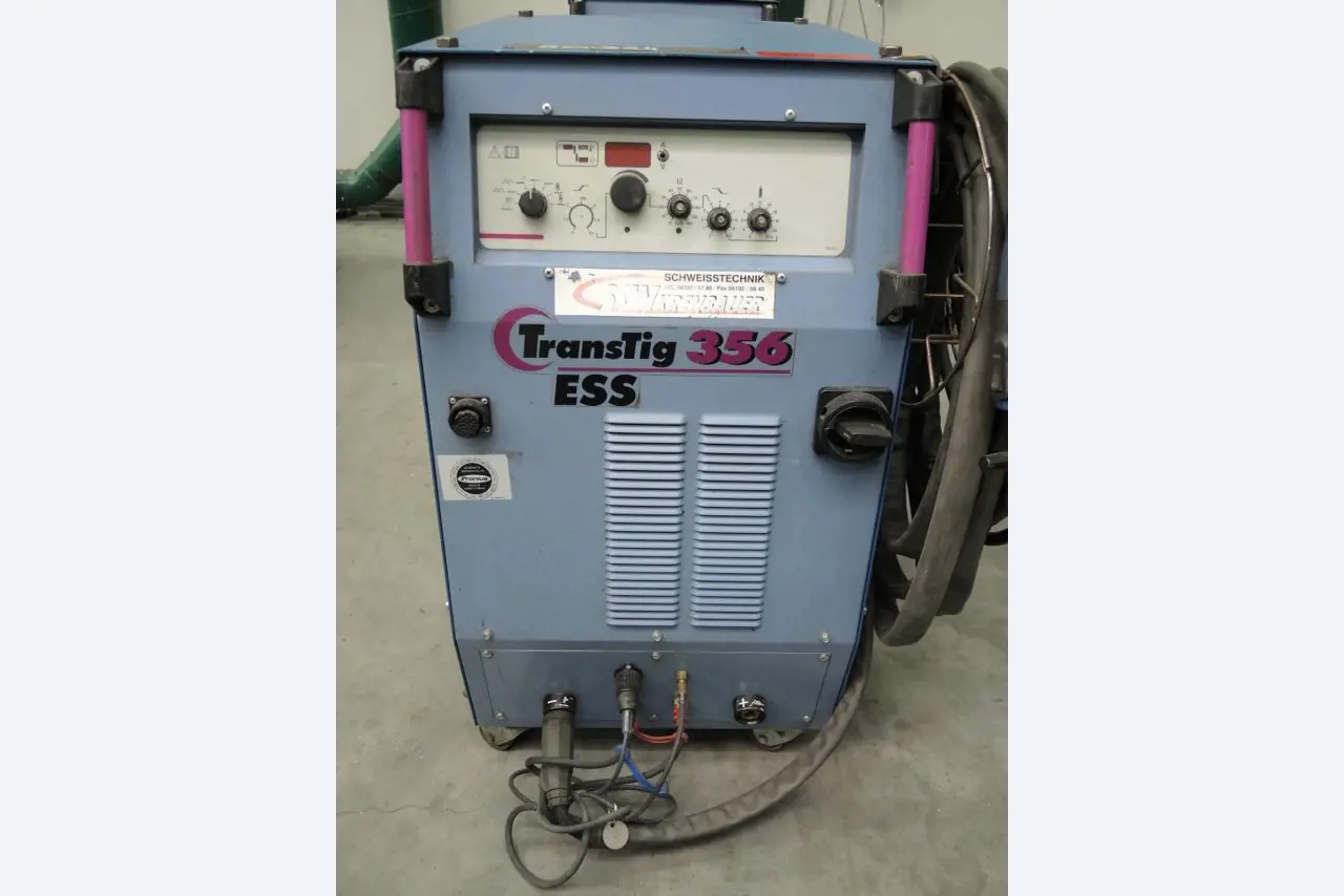 Chapas metálicas e máquinas para trabalhar metais<br><font size="2">Colaboração com Hilco Industrial Acquisitions bv</font><br><img src="/images/hil.png"><br>-2