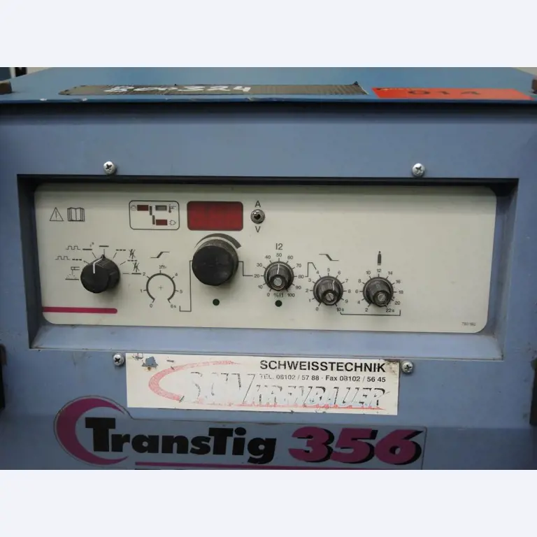 Chapas metálicas e máquinas para trabalhar metais<br><font size="2">Colaboração com Hilco Industrial Acquisitions bv</font><br><img src="/images/hil.png"><br>-3