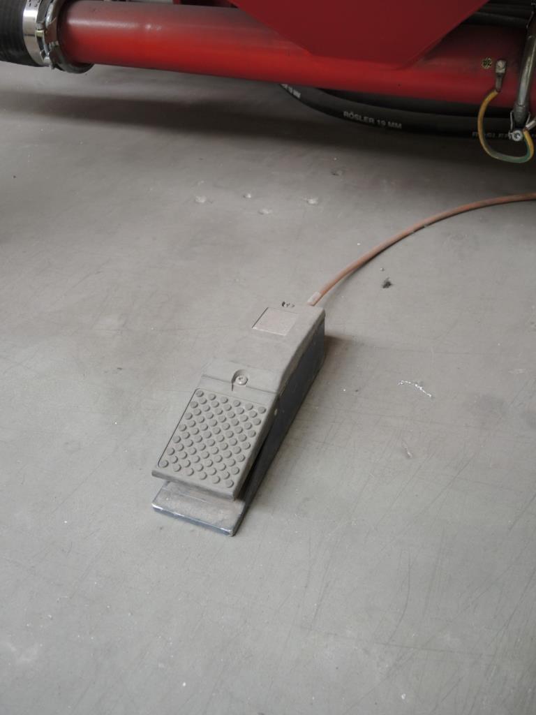 Injection Moulding/Storage Systems<br><font size="2">Collab. with Hilco Industrial Acquisitions<br></font><img src="/images/hil.png"><br>-14