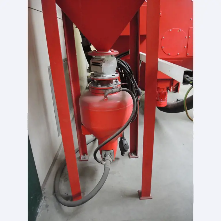 Machines de moulage par injection et<br>systèmes de stockage<br><font size="2">Collaboration avec Hilco Industrial Acquisitions bv</font><br><img src="/images/hil.png"><br>-18