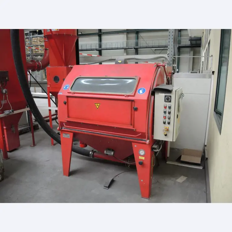 Machines de moulage par injection et<br>systèmes de stockage<br><font size="2">Collaboration avec Hilco Industrial Acquisitions bv</font><br><img src="/images/hil.png"><br>-4
