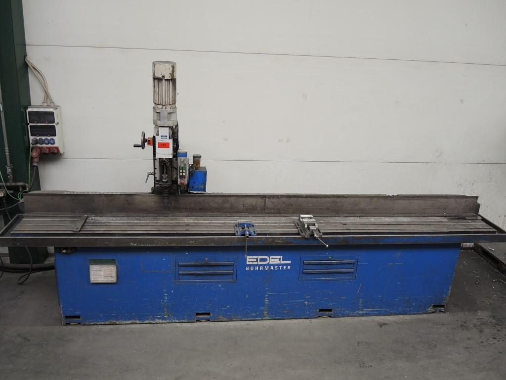 Chapas metálicas e máquinas para trabalhar metais<br><font size="2">Colaboração com Hilco Industrial Acquisitions bv</font><br><img src="/images/hil.png"><br>-2