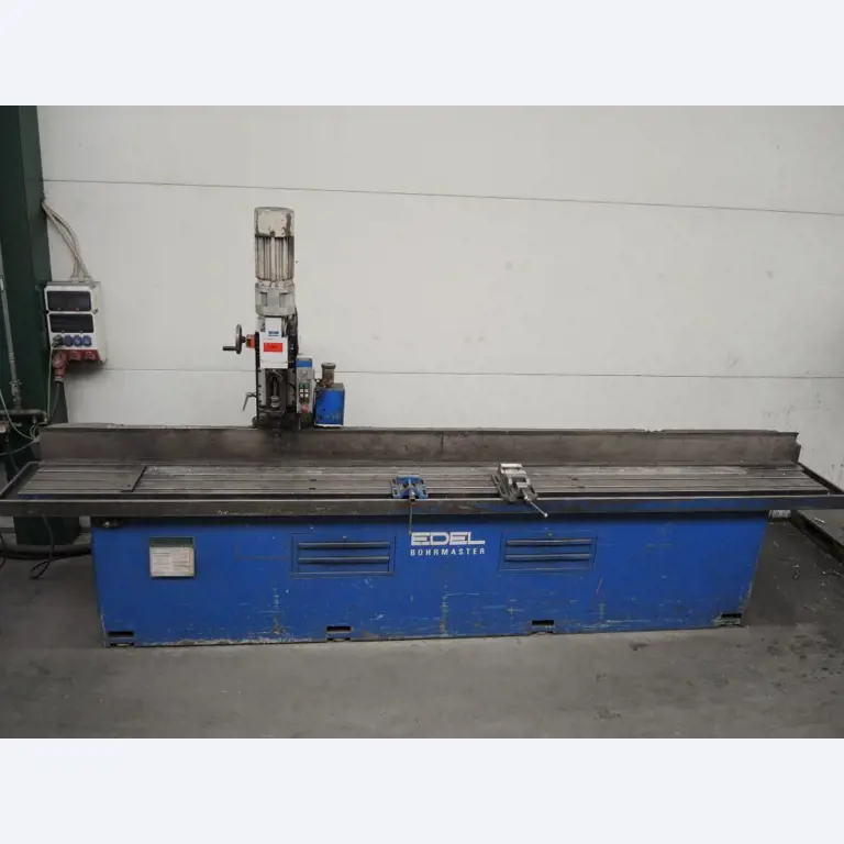 Chapas metálicas e máquinas para trabalhar metais<br><font size="2">Colaboração com Hilco Industrial Acquisitions bv</font><br><img src="/images/hil.png"><br>-2