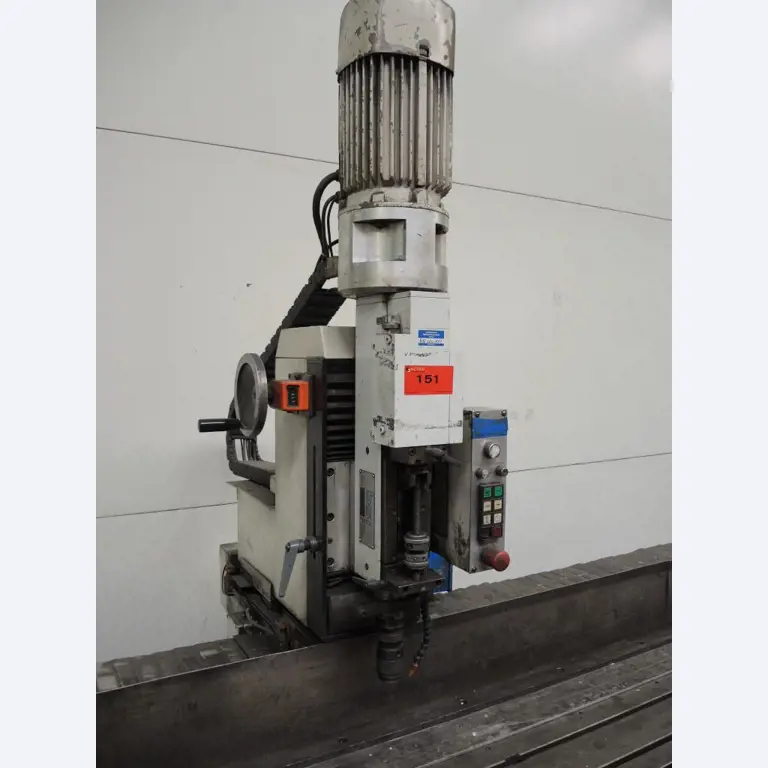 Chapas metálicas e máquinas para trabalhar metais<br><font size="2">Colaboração com Hilco Industrial Acquisitions bv</font><br><img src="/images/hil.png"><br>-5