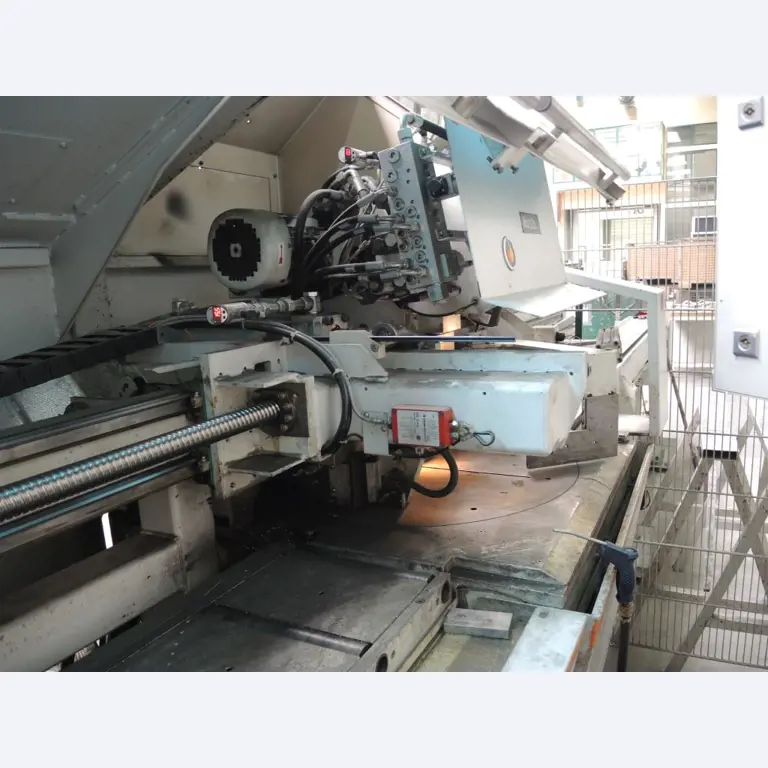 stroje na zpracování plechu a kovoobrábecí<br><font size="2">Ve spolupráci s firmo u Hilco Industrial Acquisitions bv</font><img src="/images/hilco-logo.png">
-12