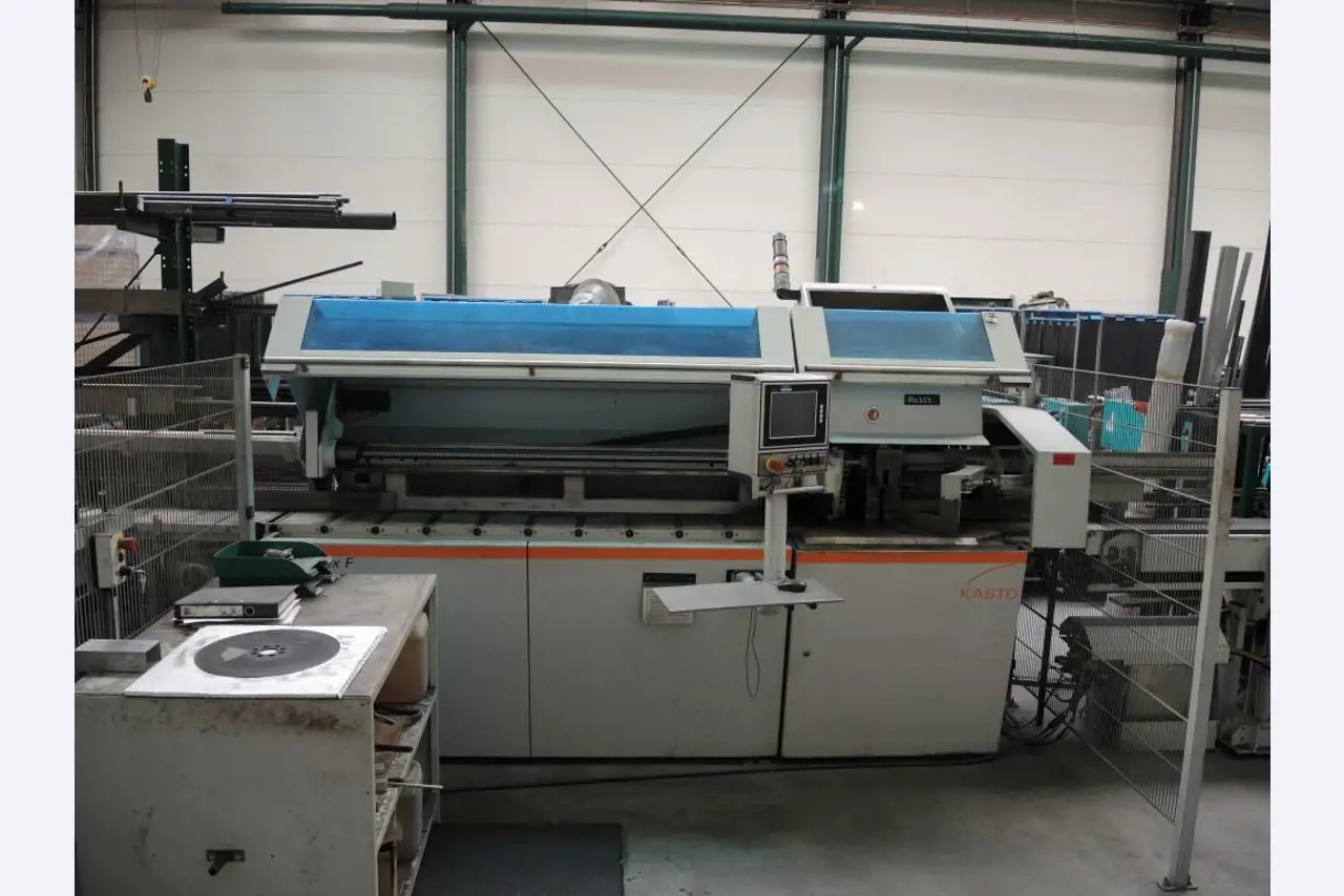 stroje na zpracování plechu a kovoobrábecí<br><font size="2">Ve spolupráci s firmo u Hilco Industrial Acquisitions bv</font><img src="/images/hilco-logo.png">
-6