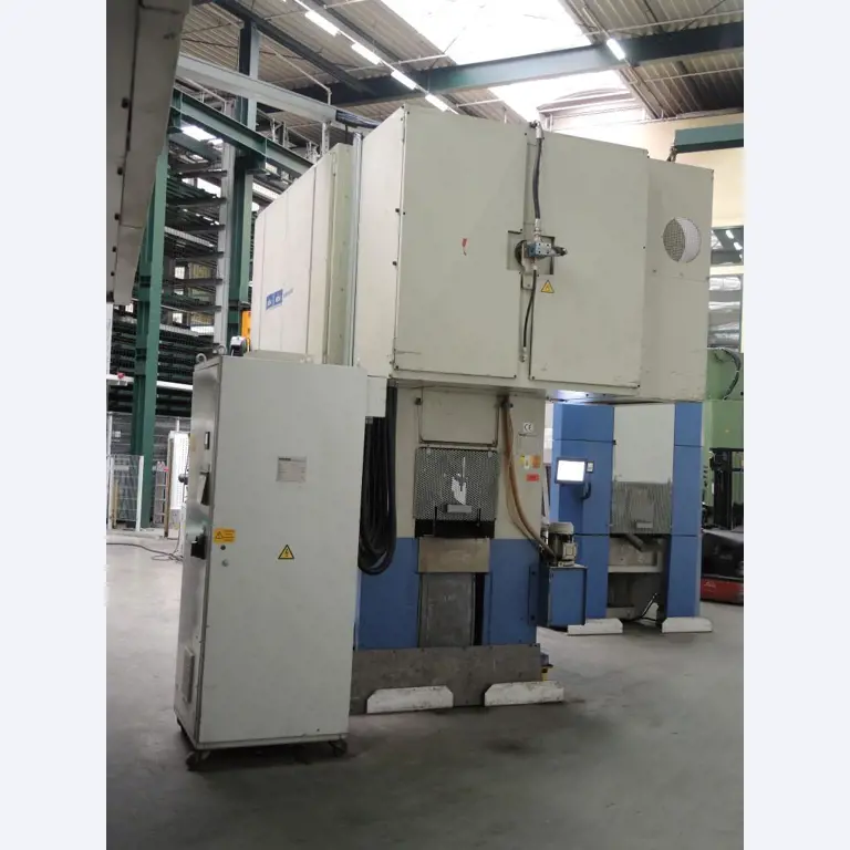 Chapas metálicas e máquinas para trabalhar metais<br><font size="2">Colaboração com Hilco Industrial Acquisitions bv</font><br><img src="/images/hil.png"><br>-14