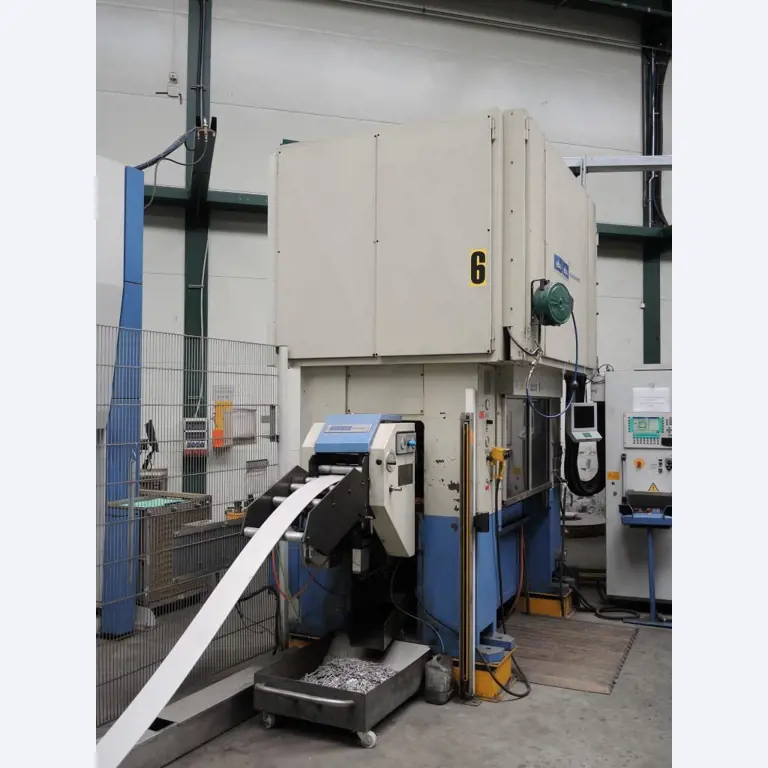 Chapas metálicas e máquinas para trabalhar metais<br><font size="2">Colaboração com Hilco Industrial Acquisitions bv</font><br><img src="/images/hil.png"><br>-1