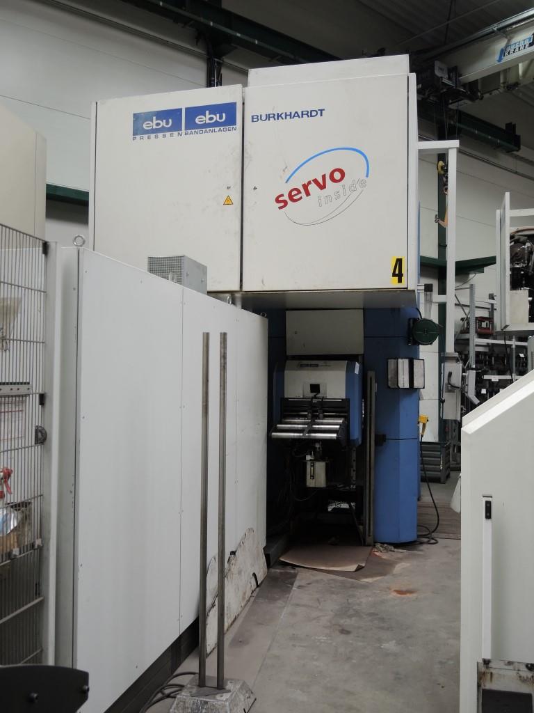 Chapas metálicas e máquinas para trabalhar metais<br><font size="2">Colaboração com Hilco Industrial Acquisitions bv</font><br><img src="/images/hil.png"><br>-17