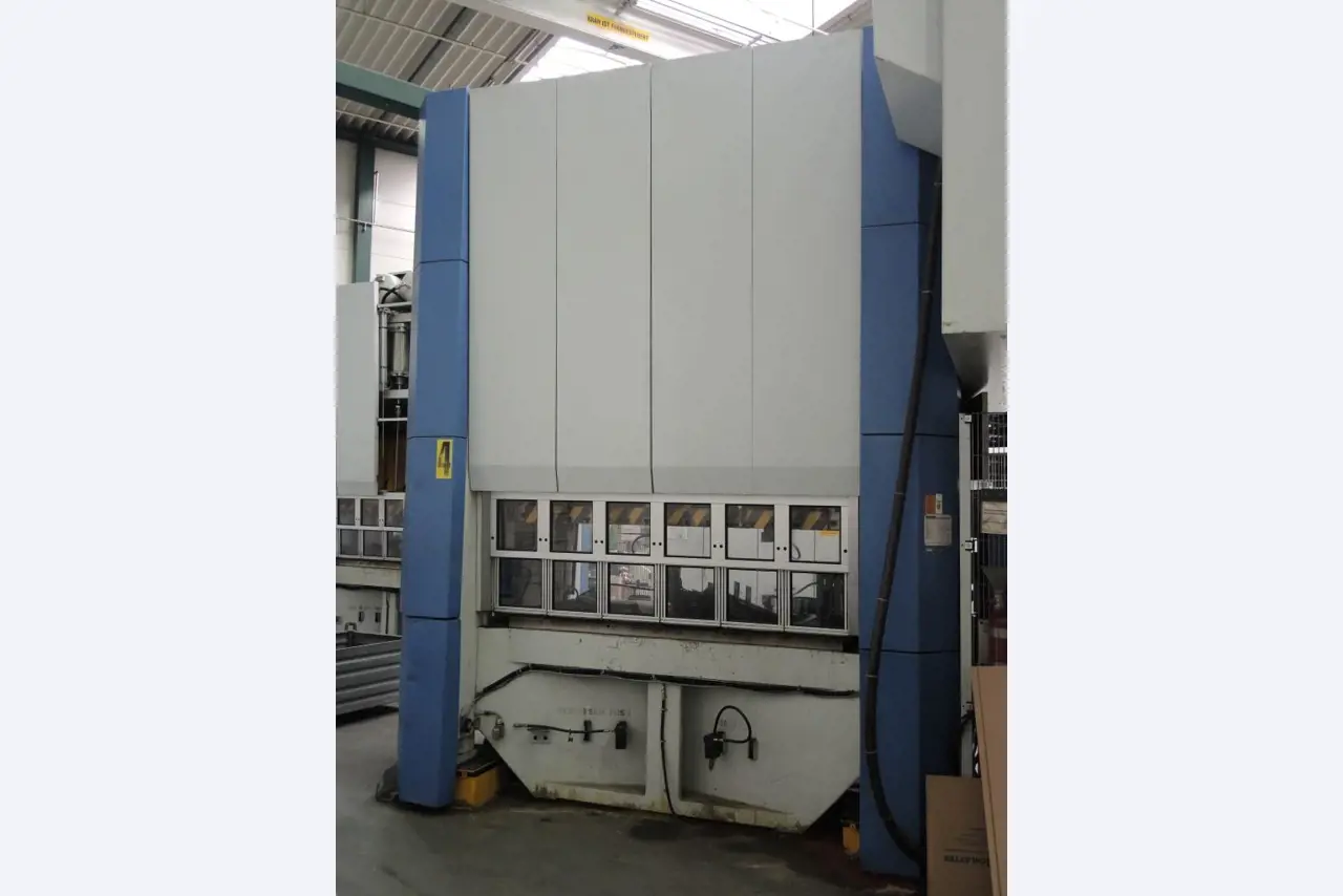 Chapas metálicas e máquinas para trabalhar metais<br><font size="2">Colaboração com Hilco Industrial Acquisitions bv</font><br><img src="/images/hil.png"><br>-1