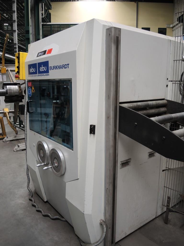 Chapas metálicas e máquinas para trabalhar metais<br><font size="2">Colaboração com Hilco Industrial Acquisitions bv</font><br><img src="/images/hil.png"><br>-21