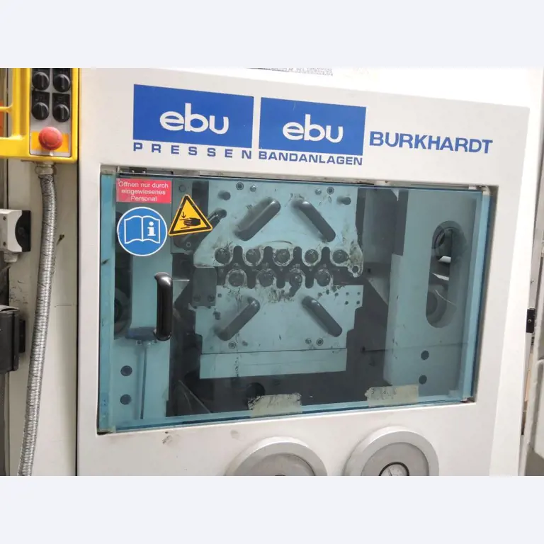 Chapas metálicas e máquinas para trabalhar metais<br><font size="2">Colaboração com Hilco Industrial Acquisitions bv</font><br><img src="/images/hil.png"><br>-2