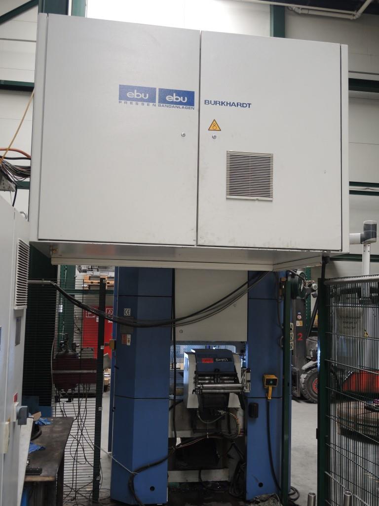 Chapas metálicas e máquinas para trabalhar metais<br><font size="2">Colaboração com Hilco Industrial Acquisitions bv</font><br><img src="/images/hil.png"><br>-17