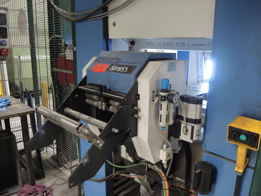 Chapas metálicas e máquinas para trabalhar metais<br><font size="2">Colaboração com Hilco Industrial Acquisitions bv</font><br><img src="/images/hil.png"><br>-8