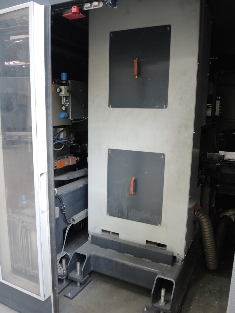 Chapas metálicas e máquinas para trabalhar metais<br><font size="2">Colaboração com Hilco Industrial Acquisitions bv</font><br><img src="/images/hil.png"><br>-3